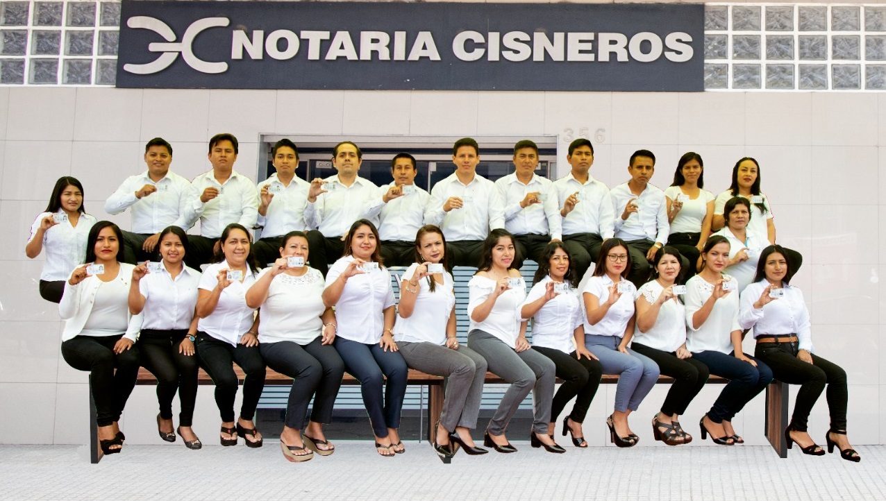 Equipo Notaría Cisneros